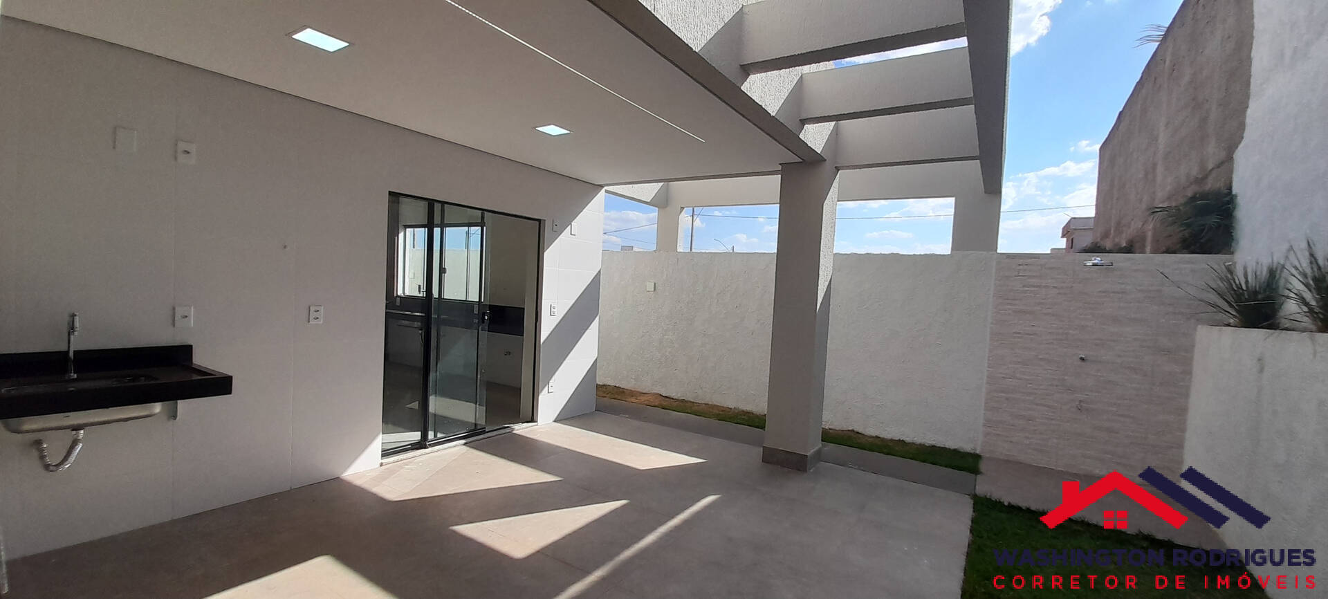 Casa à venda com 3 quartos, 250m² - Foto 18