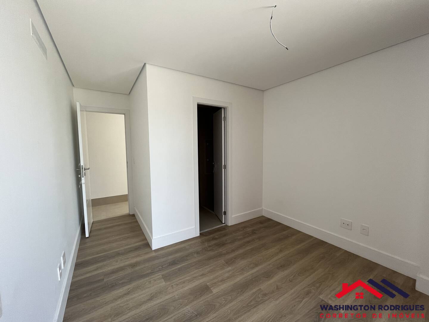 Apartamento à venda com 3 quartos, 118m² - Foto 4