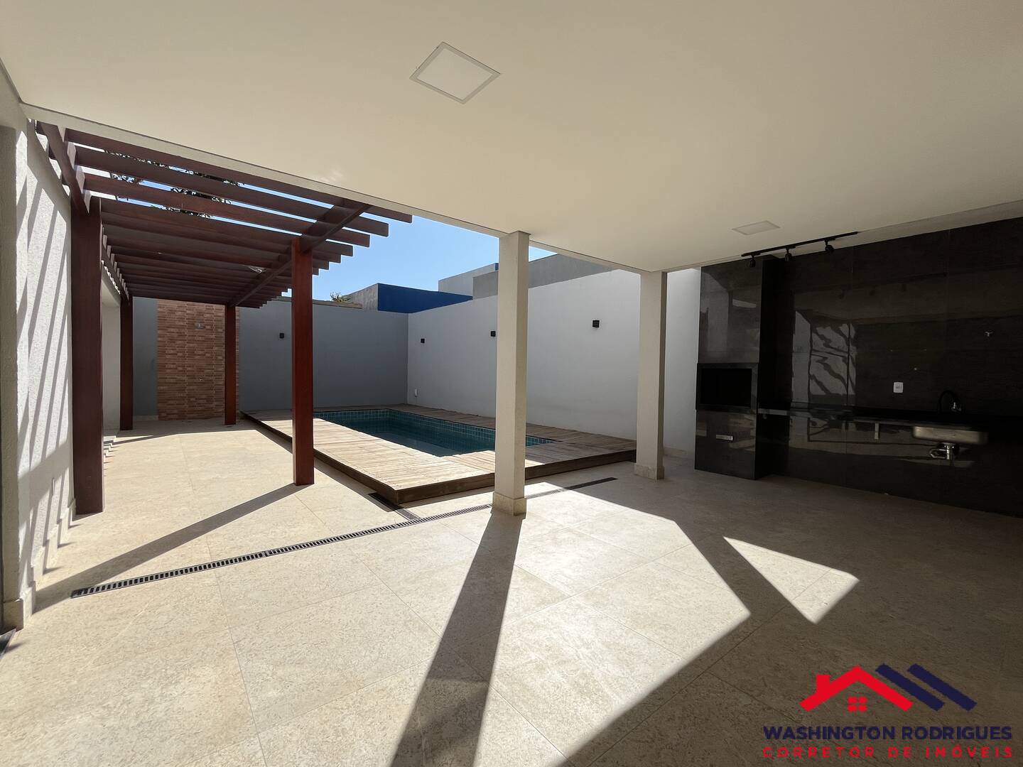 Casa à venda com 4 quartos, 450m² - Foto 19