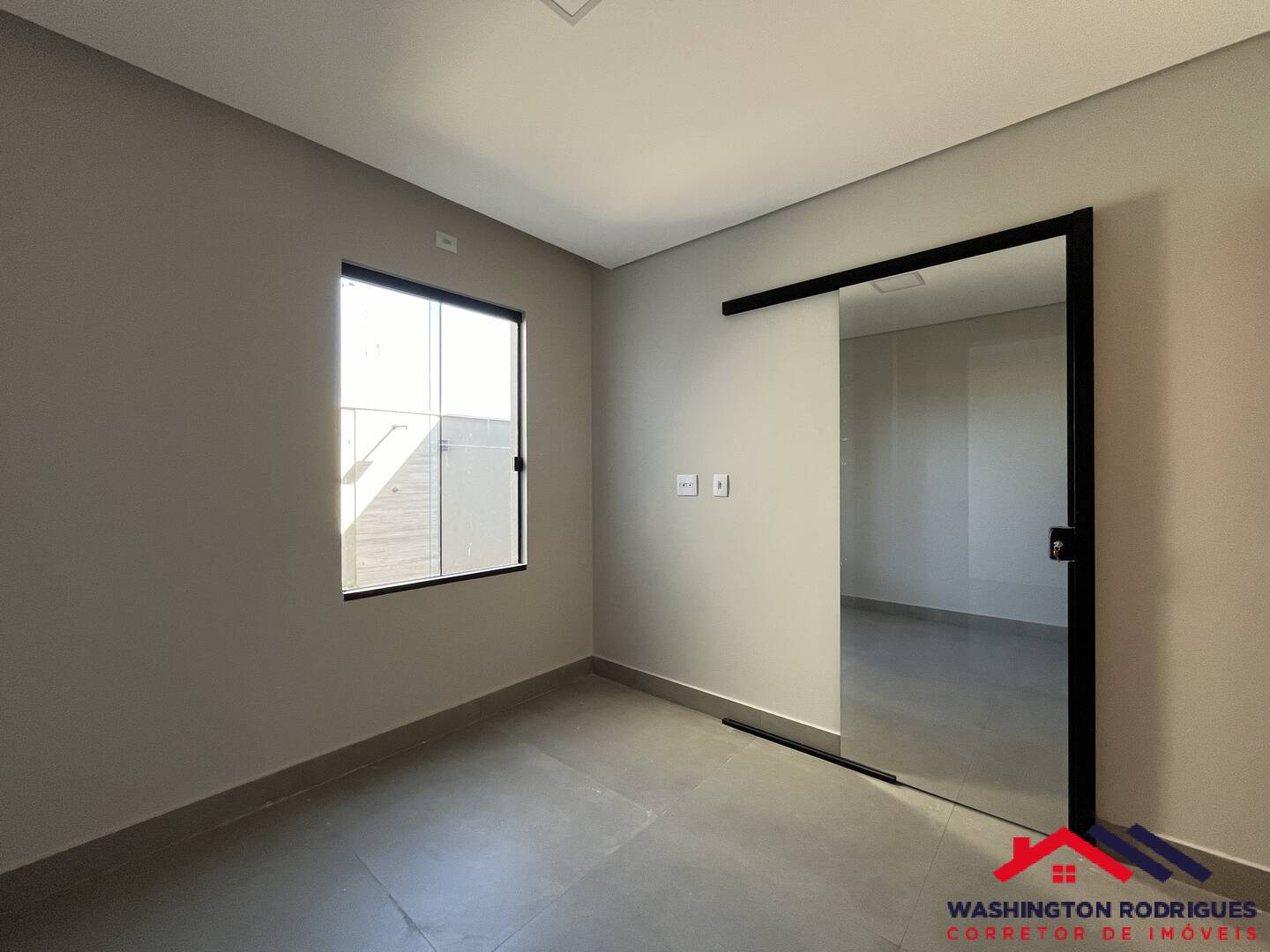 Casa à venda com 3 quartos, 250m² - Foto 11