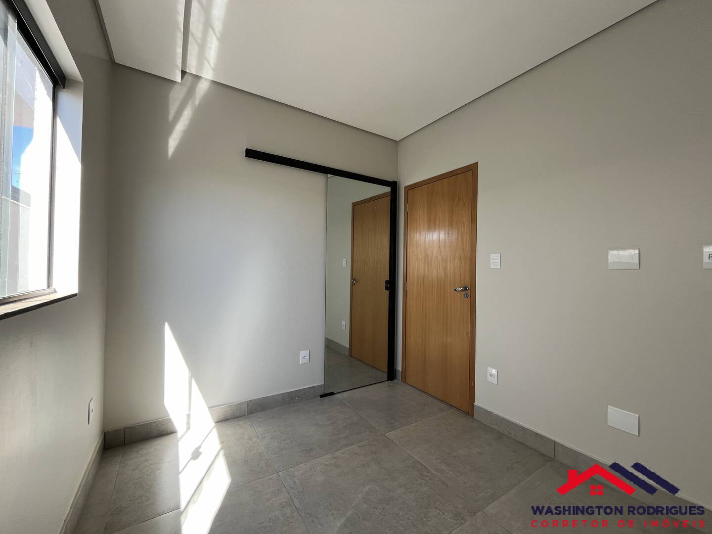 Casa à venda com 3 quartos, 250m² - Foto 17