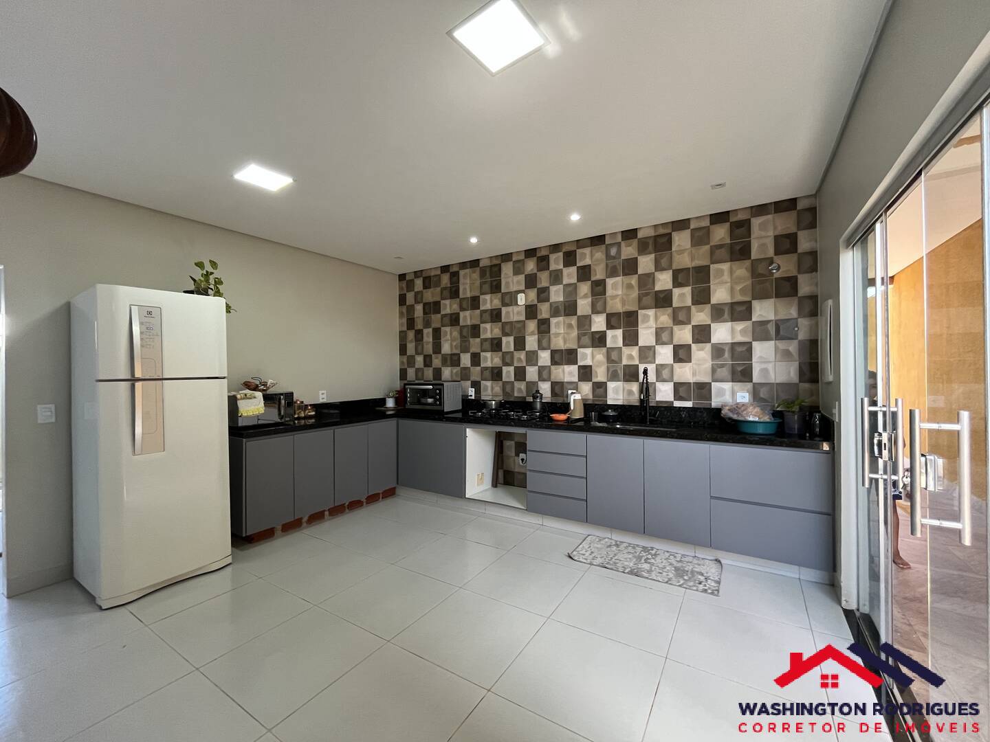 Casa à venda com 5 quartos, 386m² - Foto 15